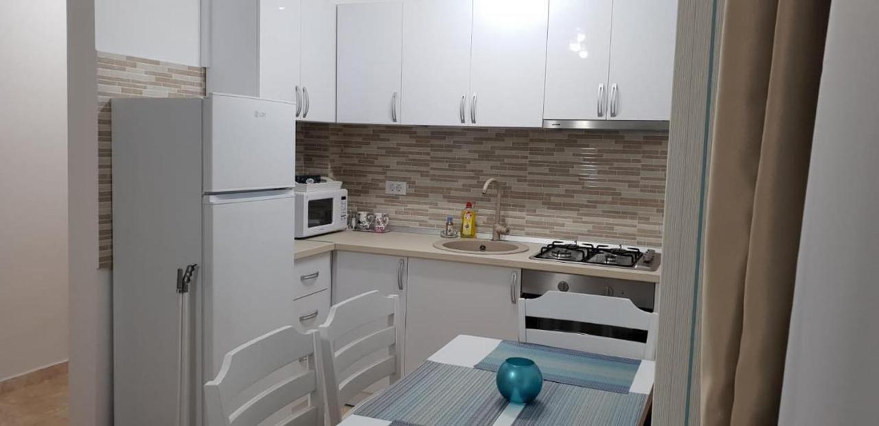 Apartament Laura Solid House Mamaia Kültér fotó