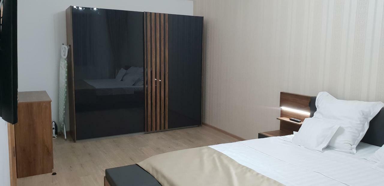 Apartament Laura Solid House Mamaia Kültér fotó